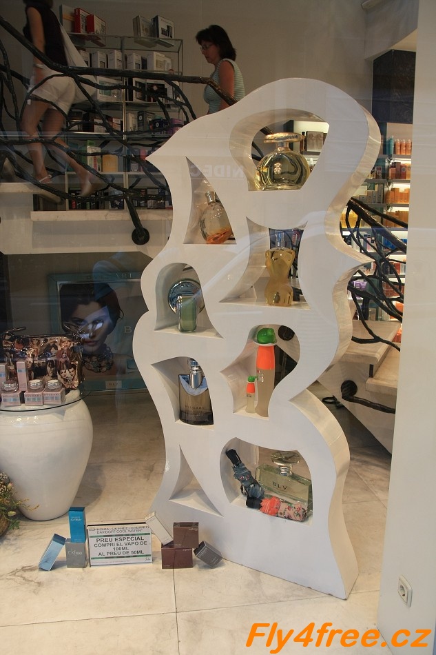 img00033.jpg