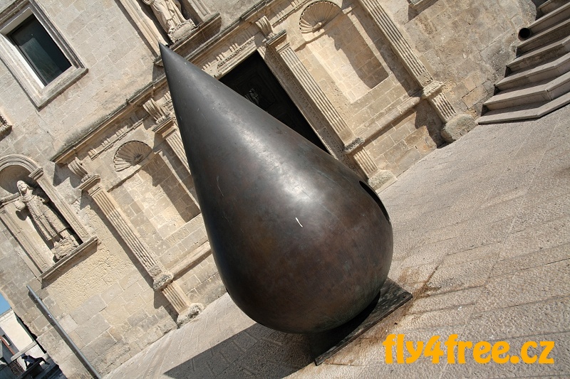 img00080.jpg