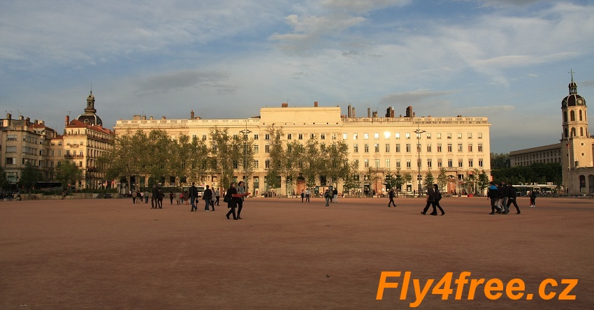 img00010.jpg
