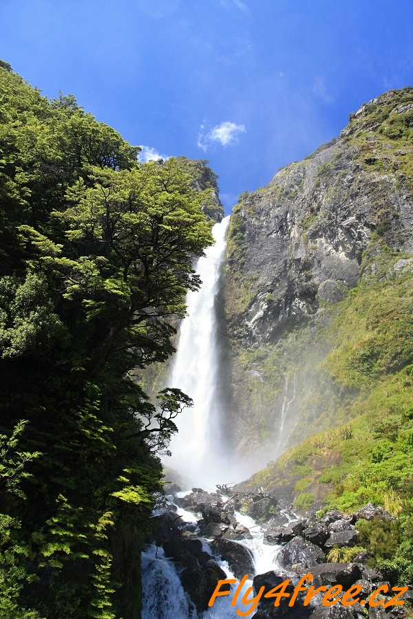 img00055.jpg