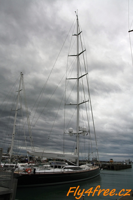 img00142.jpg