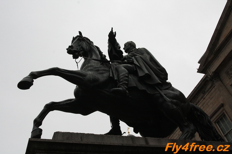 img00004.jpg